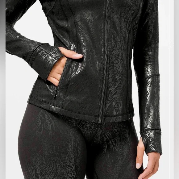 Lululemon Define Jacket *Shine Acclimatize Black Foil Perfect like new condition - Picture 4 of 8